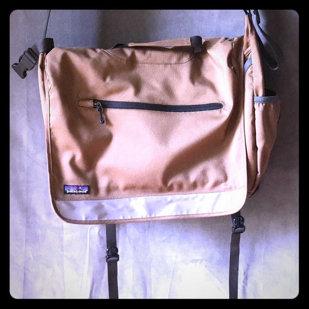 Patagonia messenger bag